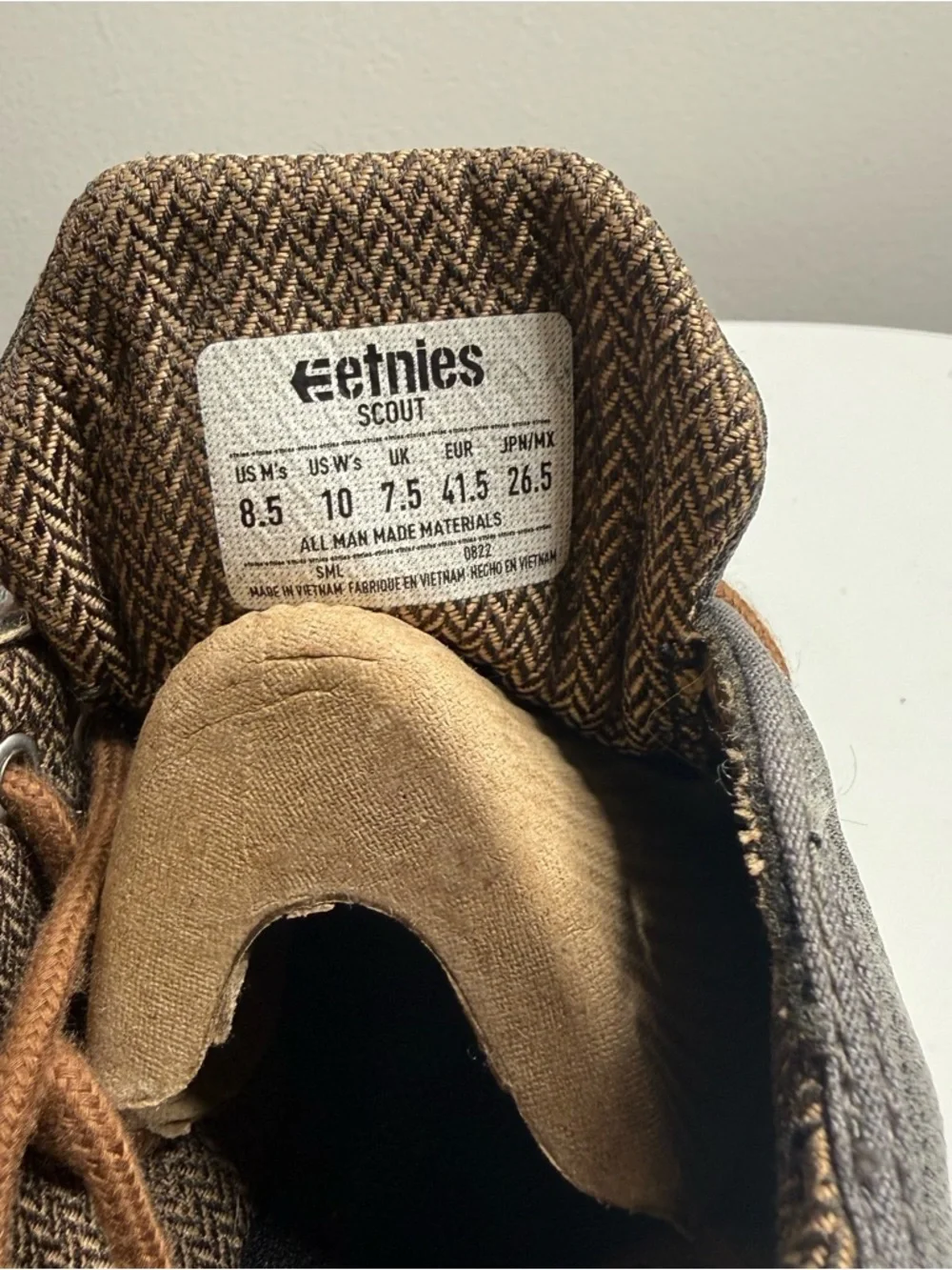 Etnies two pairs